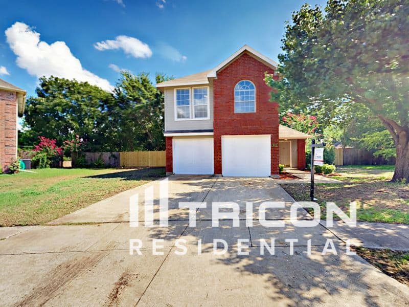 900 Freshwood Court Arlington TX