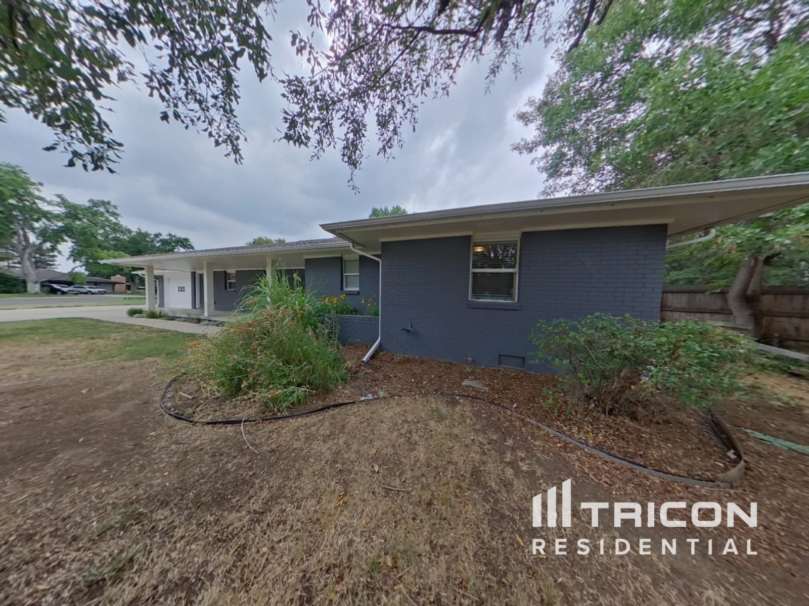 2337 S Elm Dr Denver CO