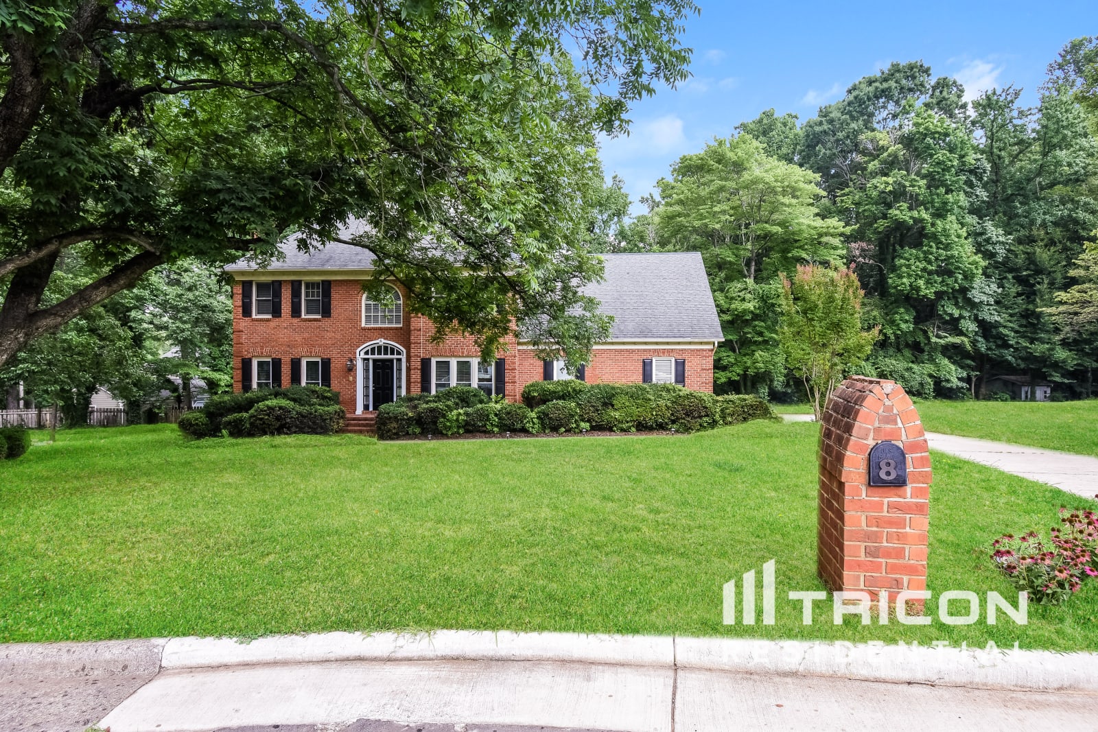 8 Dunkirk Pl Greensboro NC