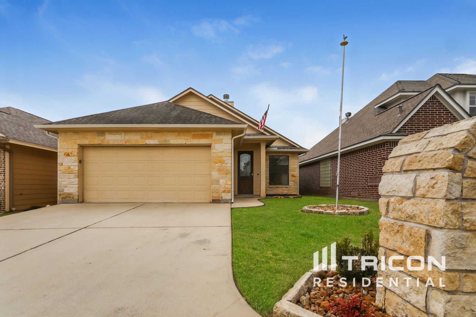 11151 N Lake Mist Ln Willis TX