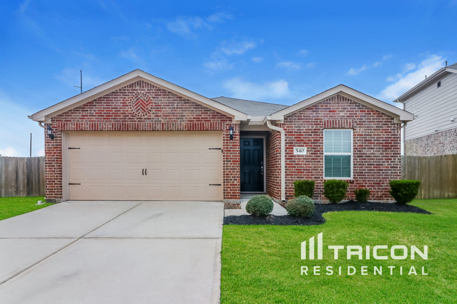 540 Red Dusk Paint Drive La Marque TX