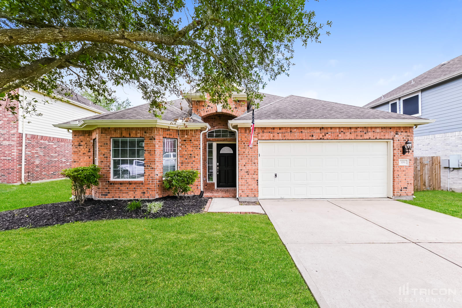 706 Chase Point Circle Bacliff TX