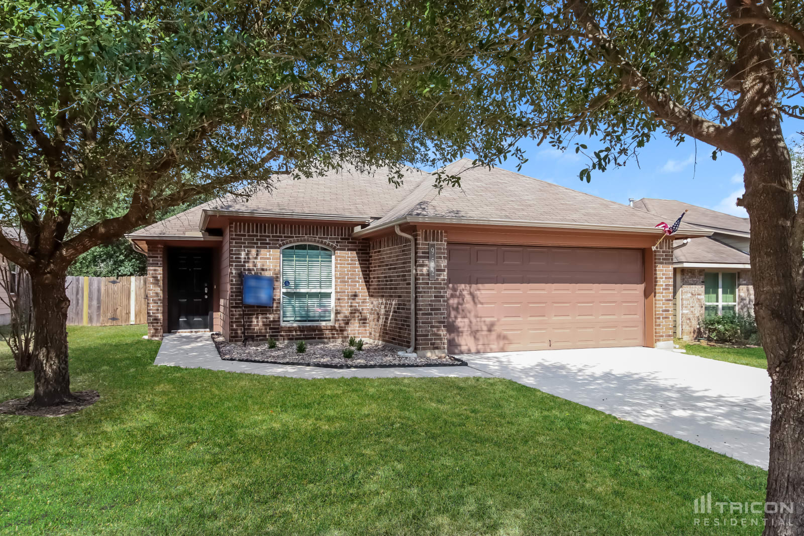 952 Oak Lynn Drive Willis TX