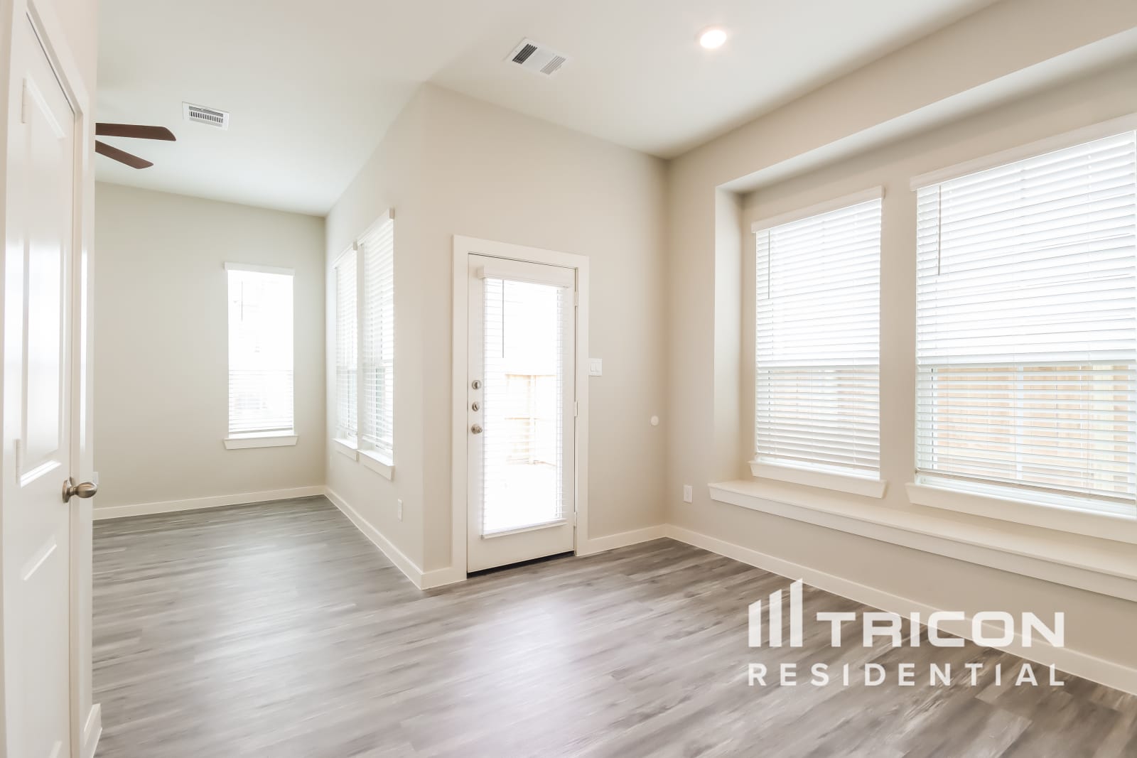 9835 Willow Creek Commerce Dr 114 Tomball TX