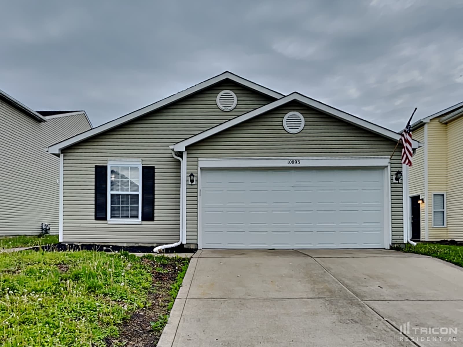 10893 Glenayr Drive Camby IN