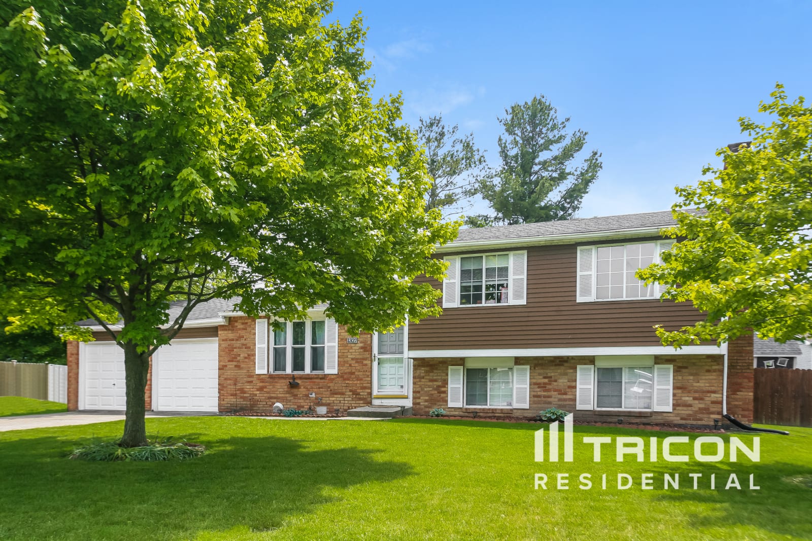 1327 Dogwood Ct Brownsburg IN
