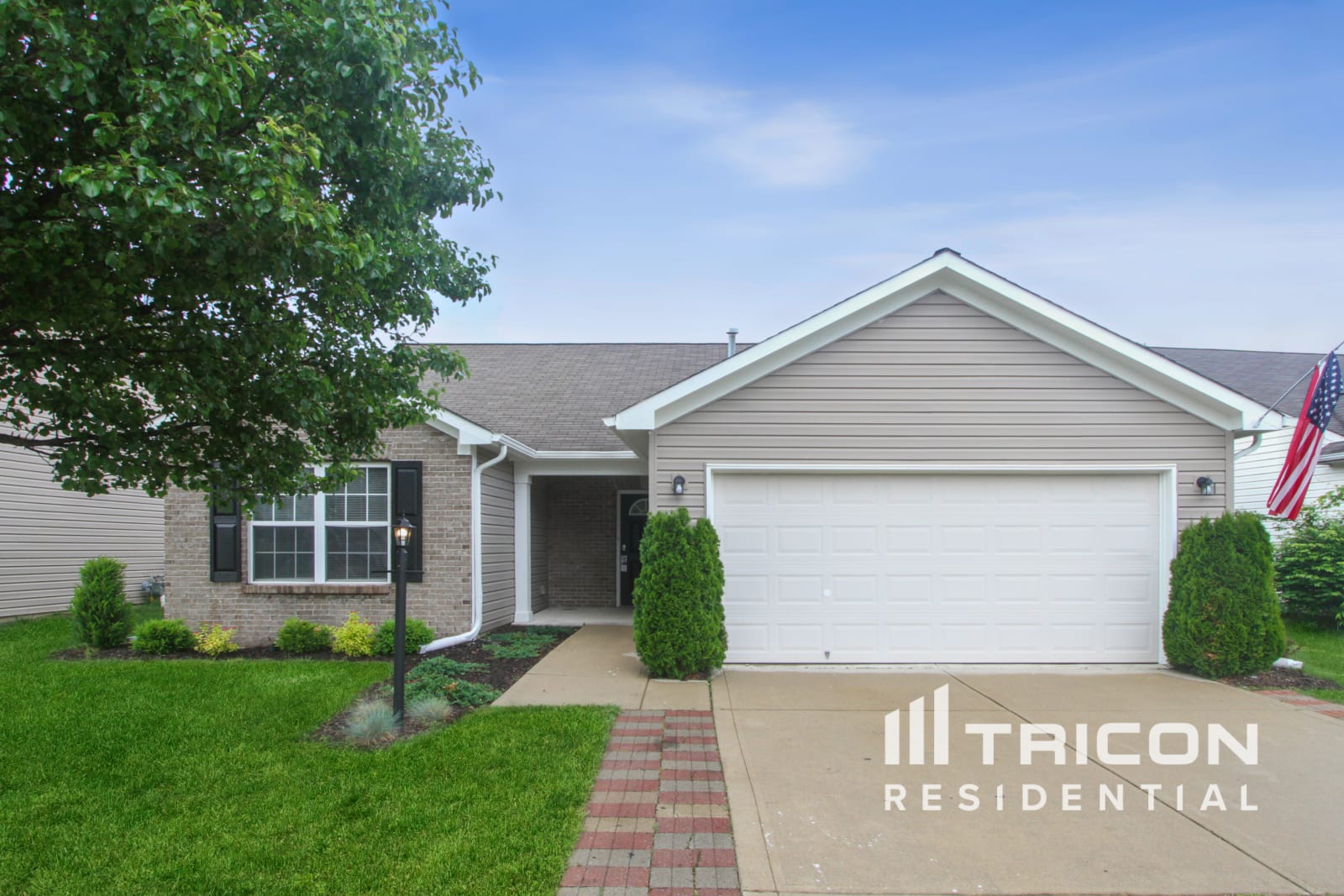 2490 Lakecrest Drive Columbus IN