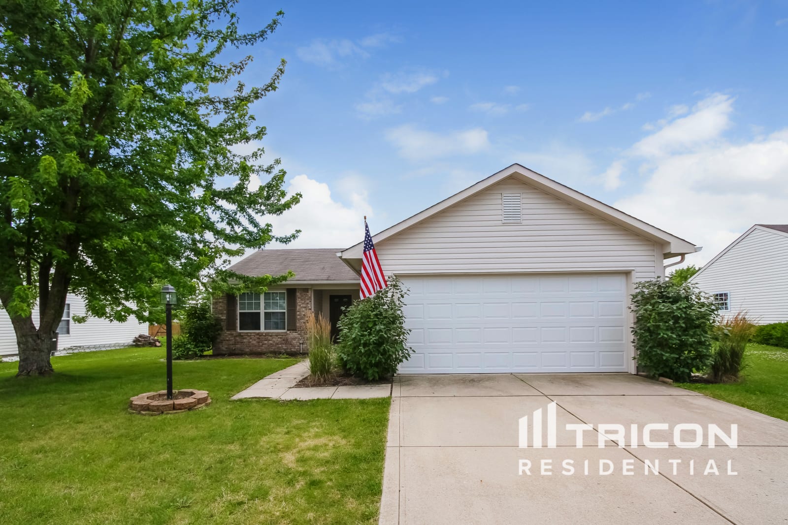 4211 Dunedin Court Westfield IN