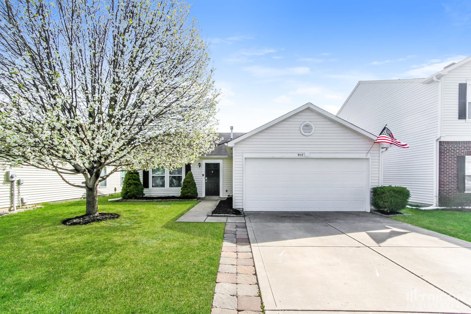 957 Stonehurst Drive Franklin IN