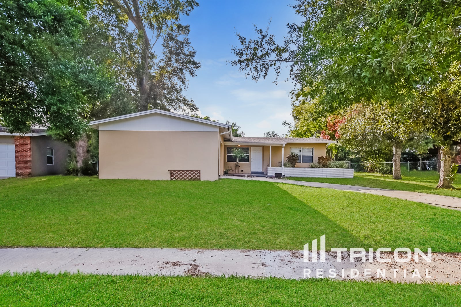 1332 W Hartley Circle Deltona FL