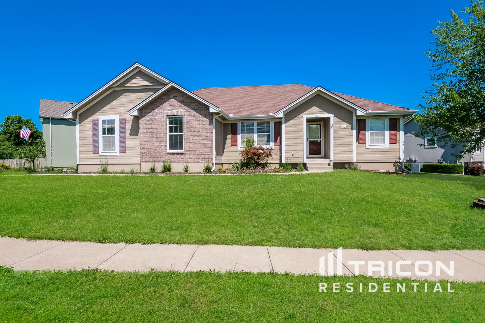 1302 S Rayce Drive Greenwood MO