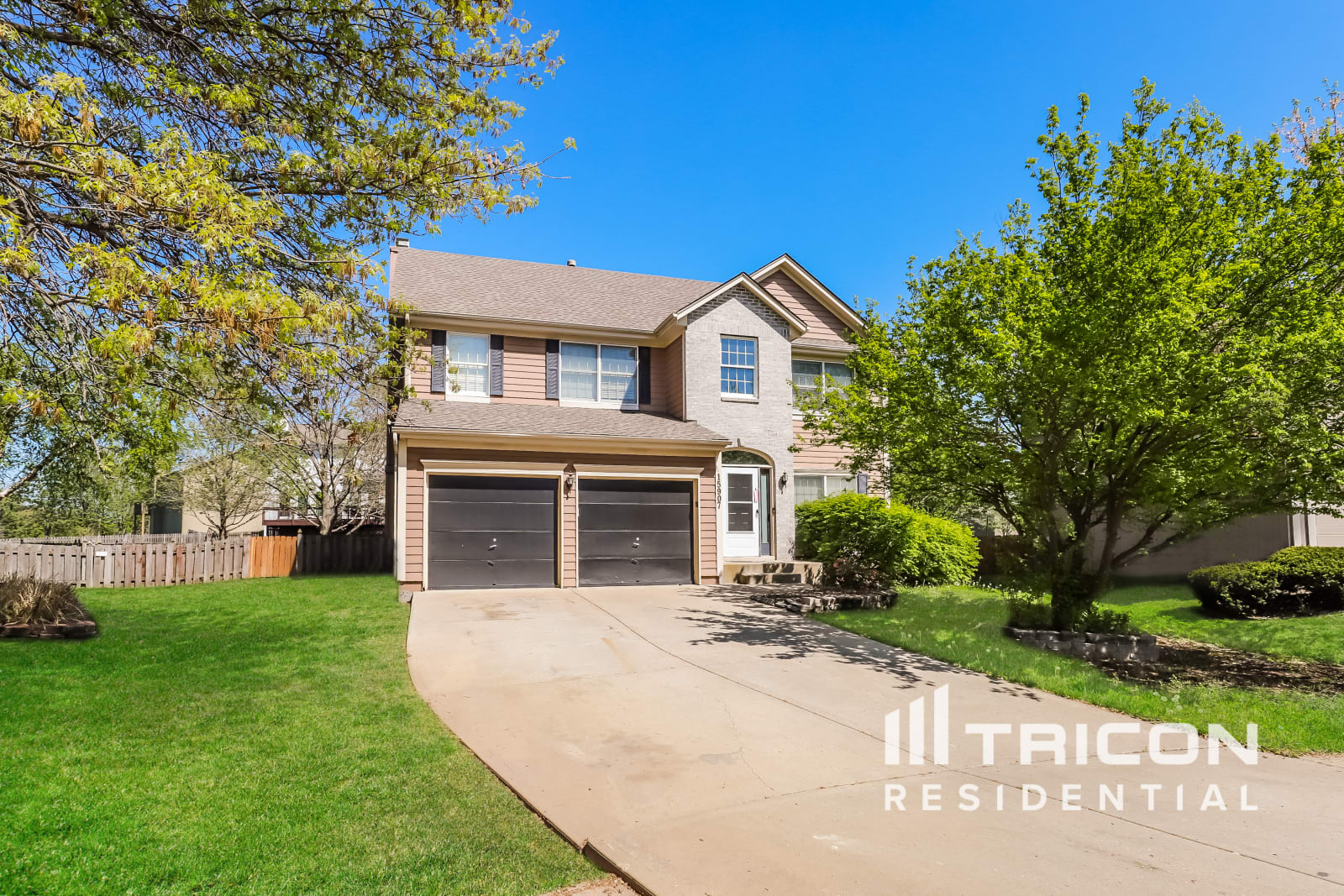 15907 S Stagecoach Dr Olathe KS