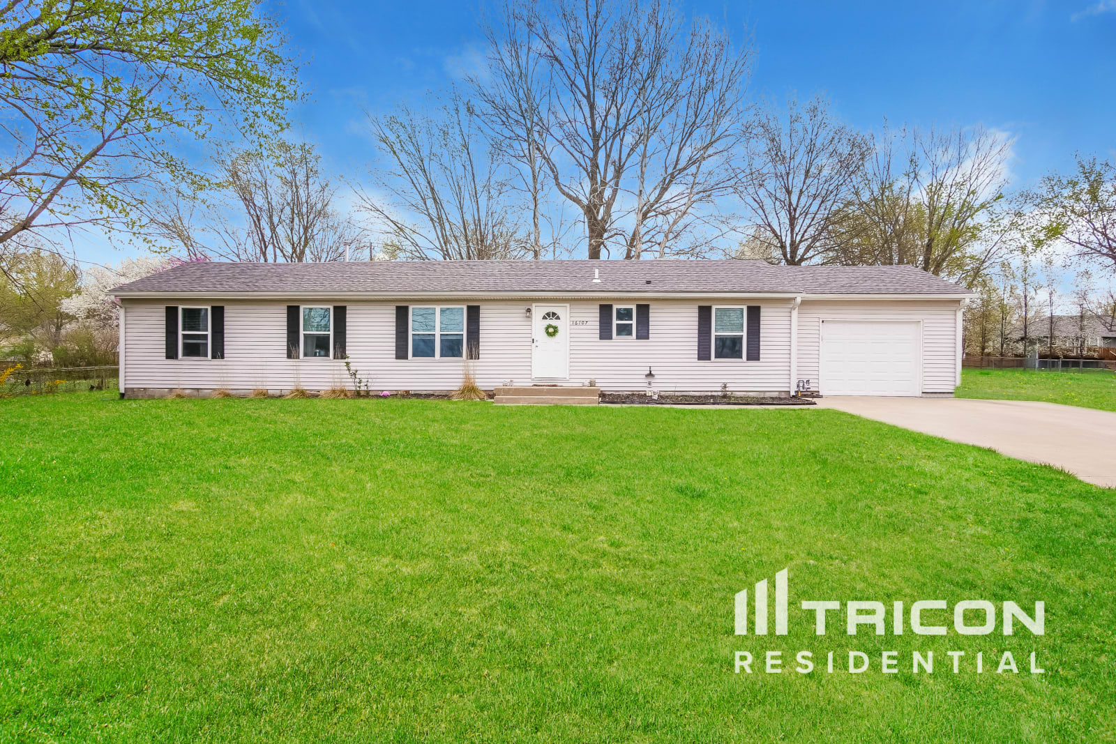 16107 Oakland Avenue Belton MO