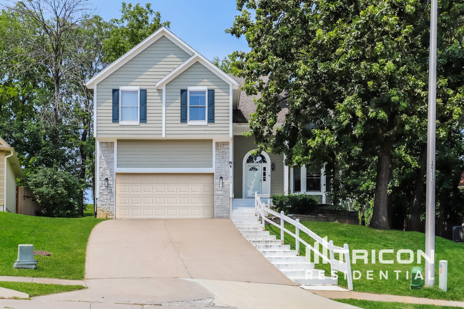 302 E 123Rd Terrace Kansas City MO