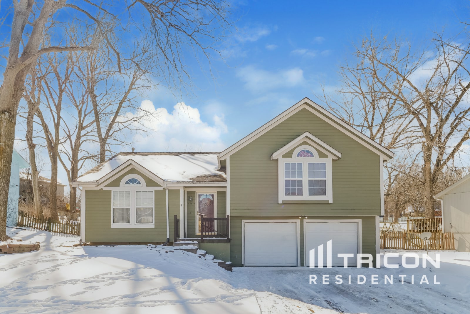 327 Shenandoah Drive Raymore MO