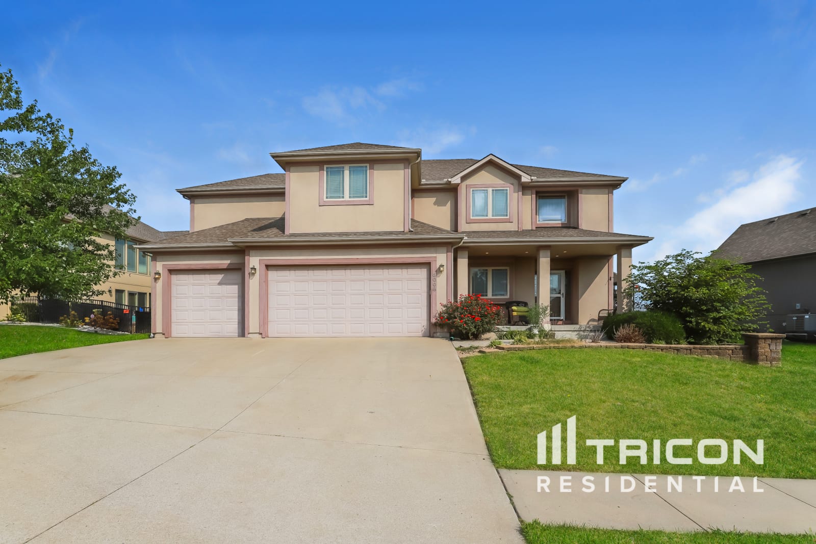 5008 S Park Ridge Dr Blue Springs MO