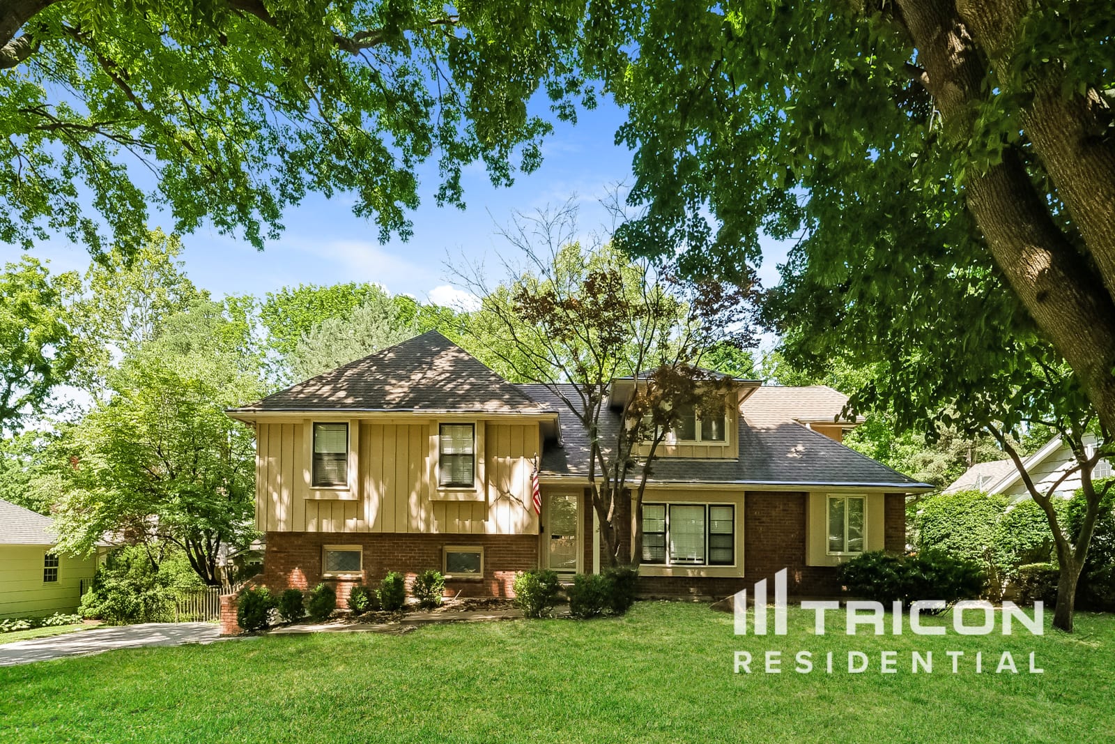 7904 Fontana St Prairie Village KS