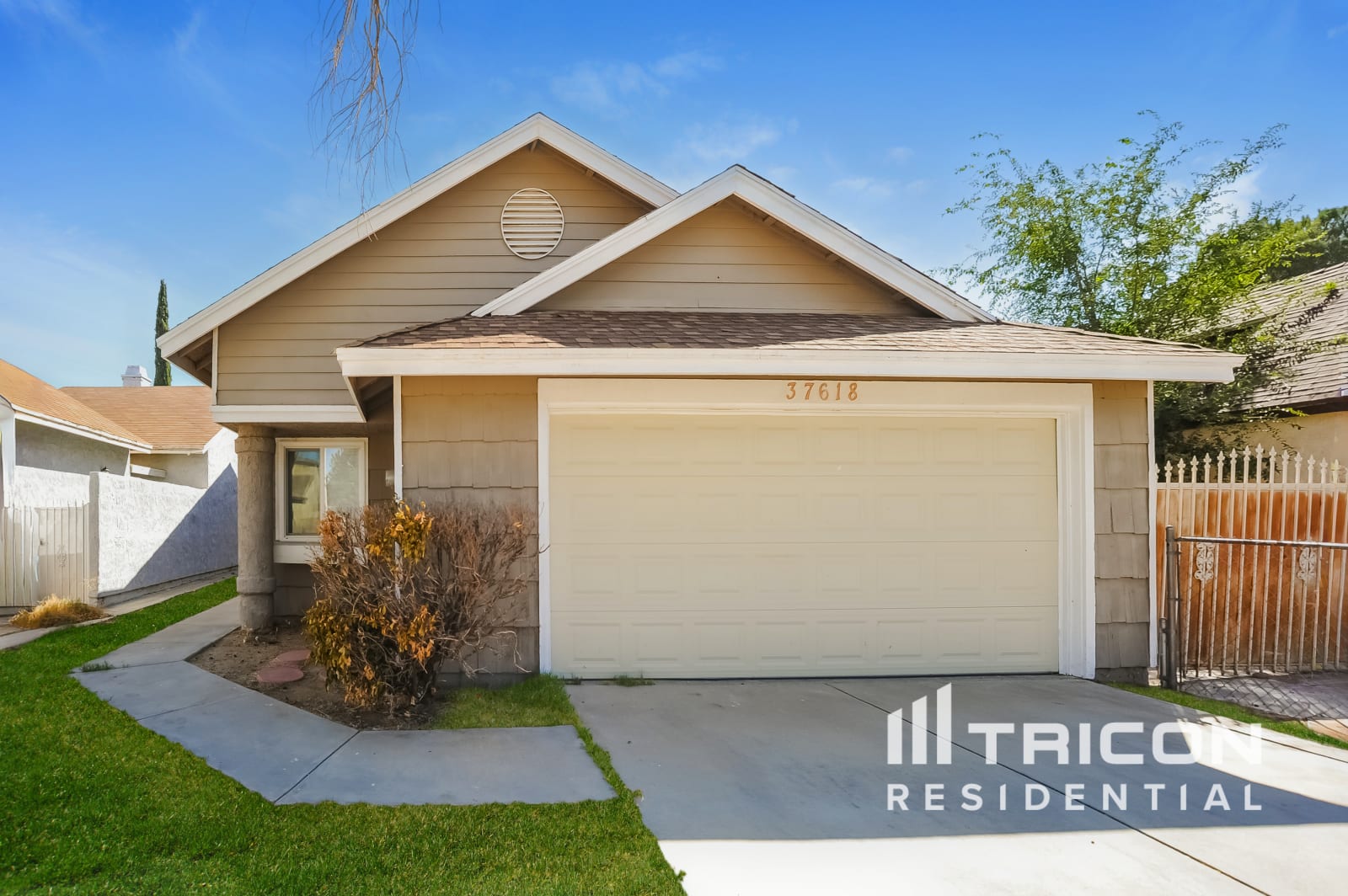 37618 12th Street E Palmdale CA