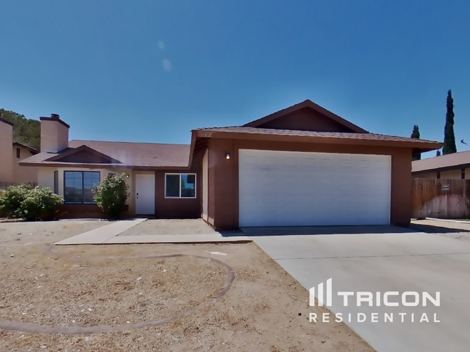 532 E Avenue J9 Lancaster CA
