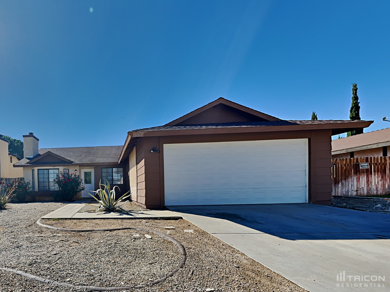 532 E Avenue J9 Lancaster CA