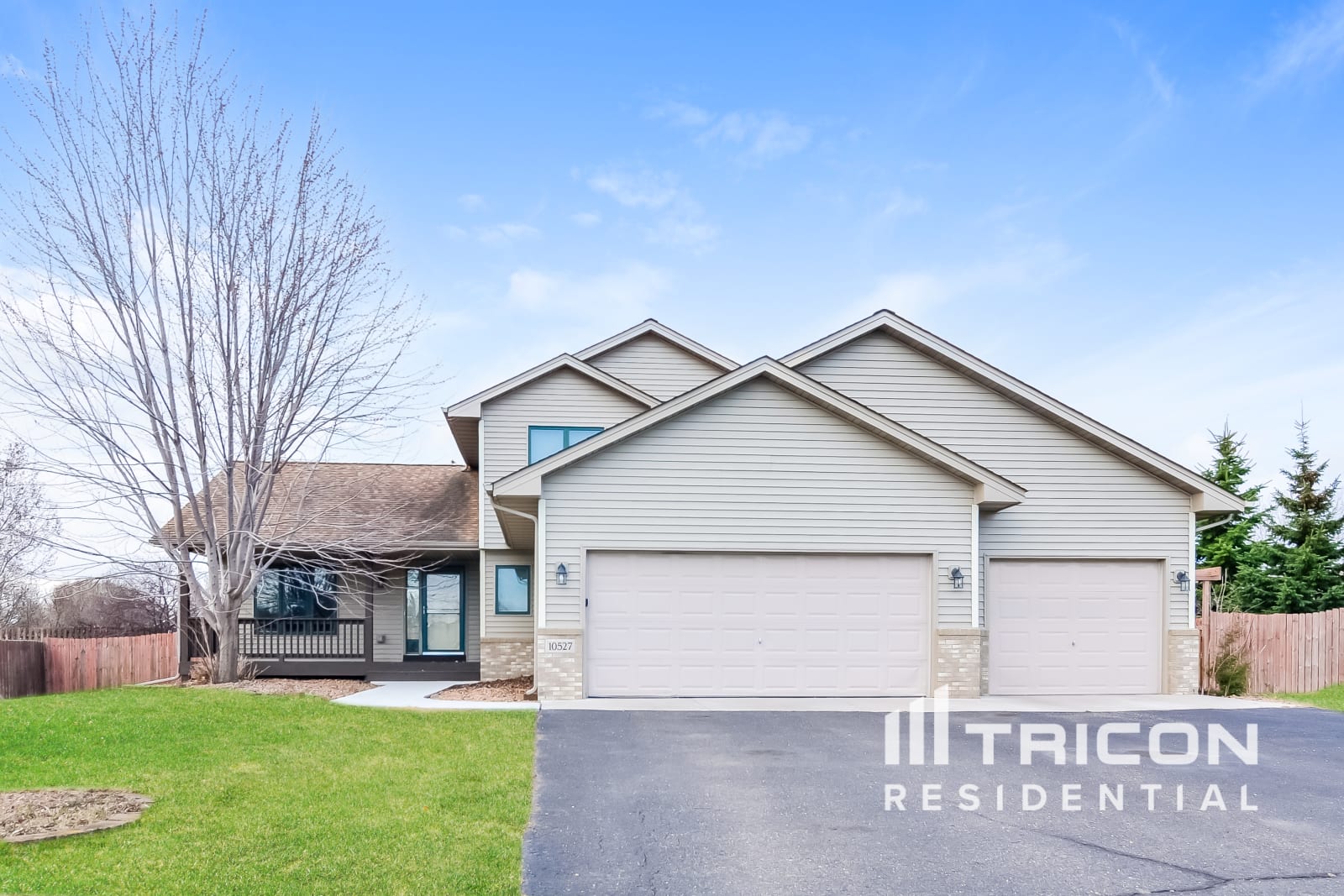 10527 61st PL NE Albertville MN