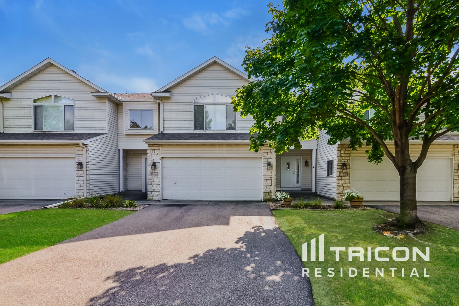 1134 Pine St Farmington MN