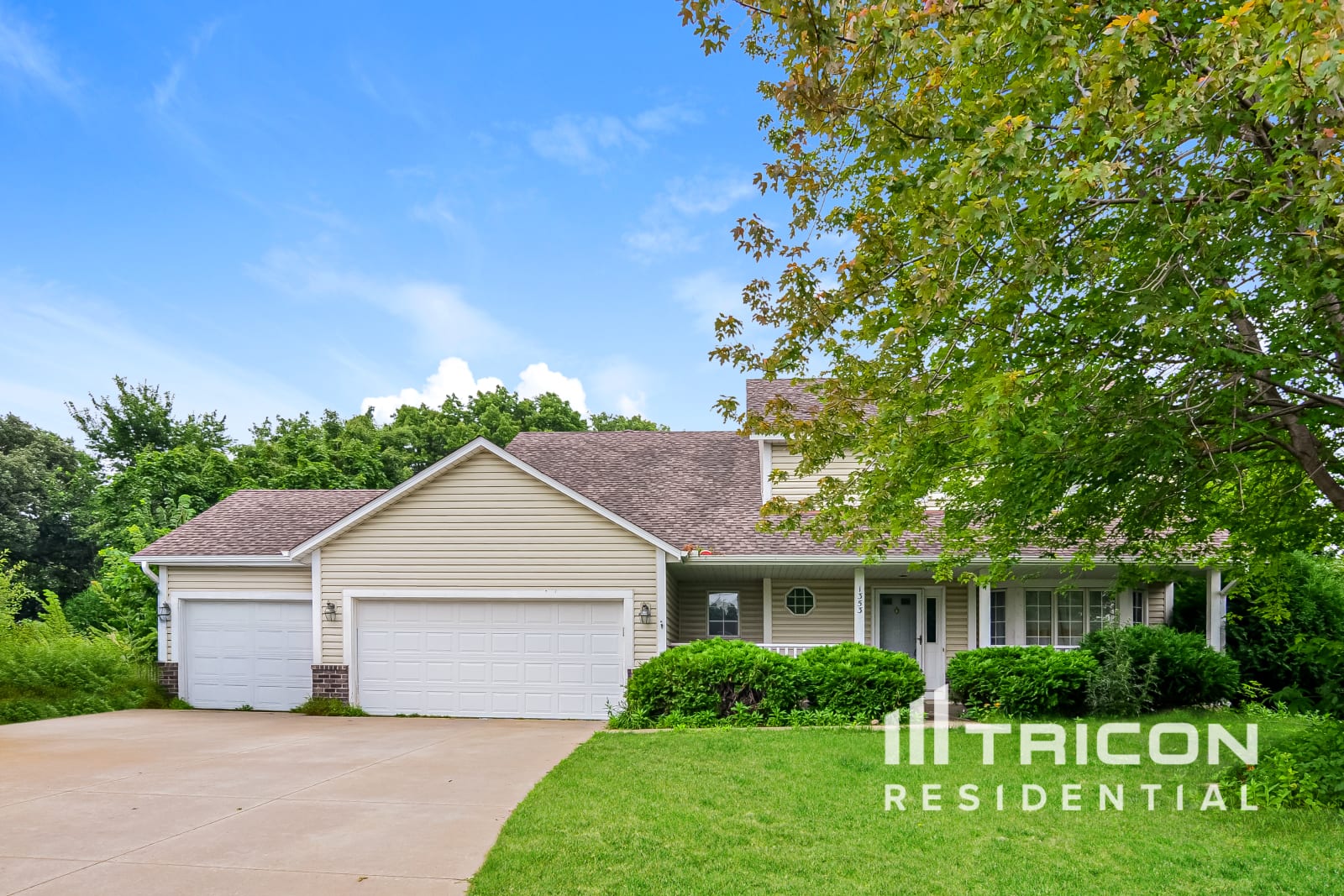 13537 Dellwood Court Rosemount MN
