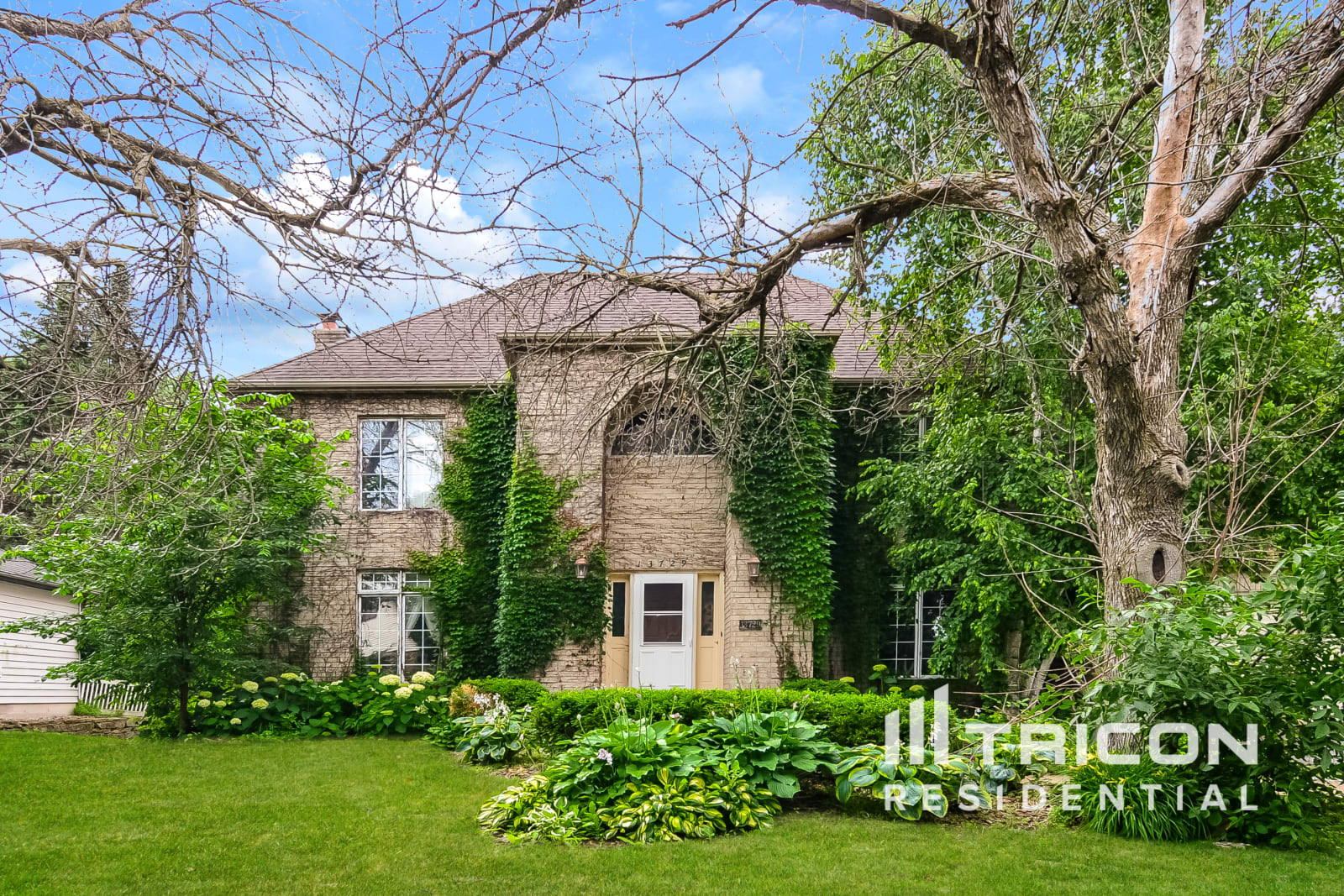 13729 Danbury Paths Rosemount MN