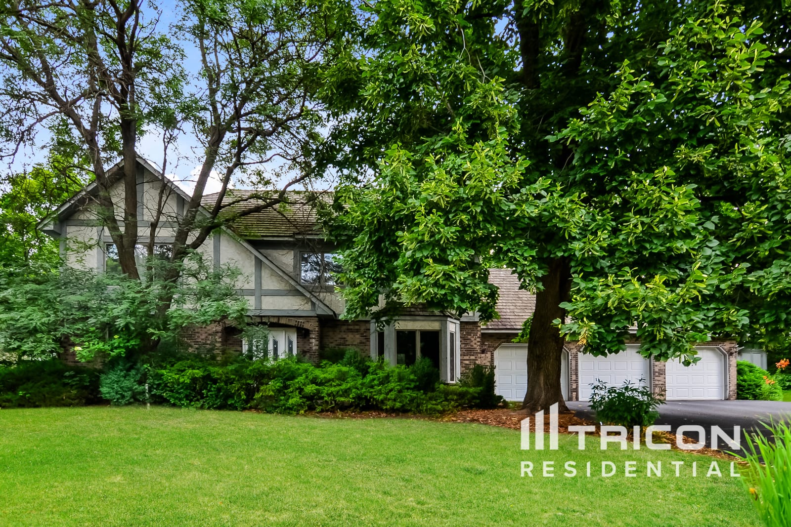 14870 45th Avenue North Plymouth MN