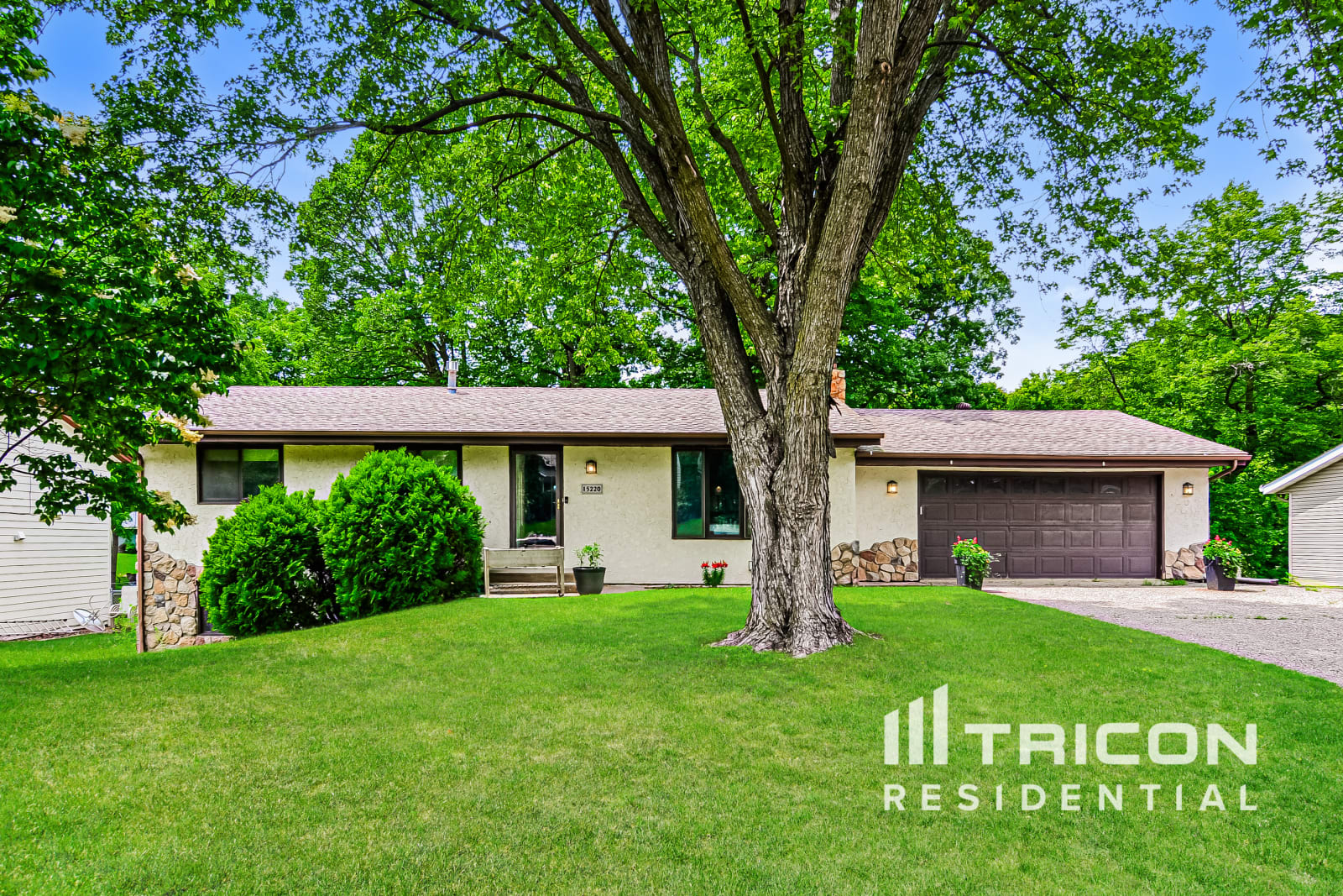 15220 Forest Cir SE Prior Lake MN