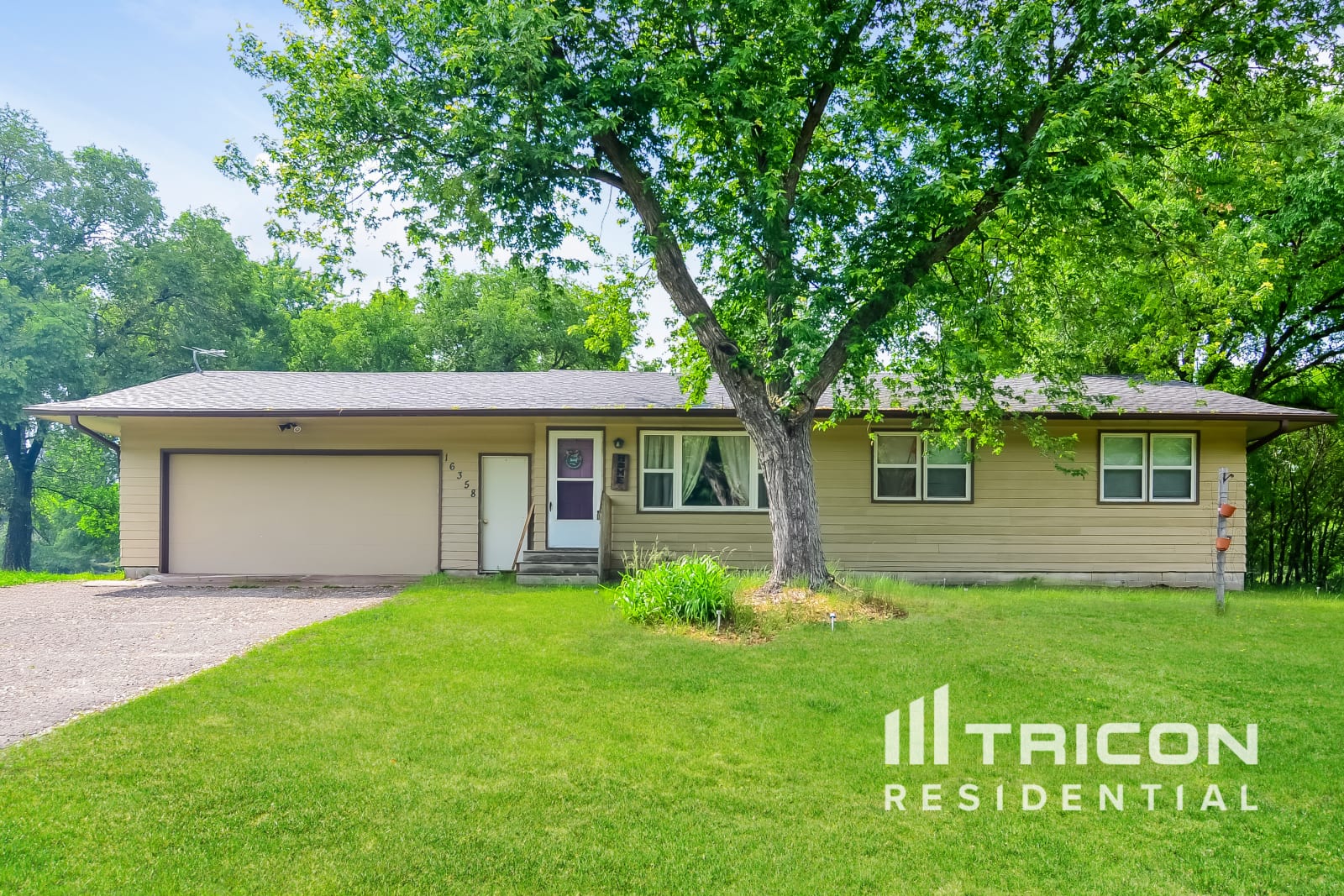 16358 Crosstown Boulevard NW Andover MN
