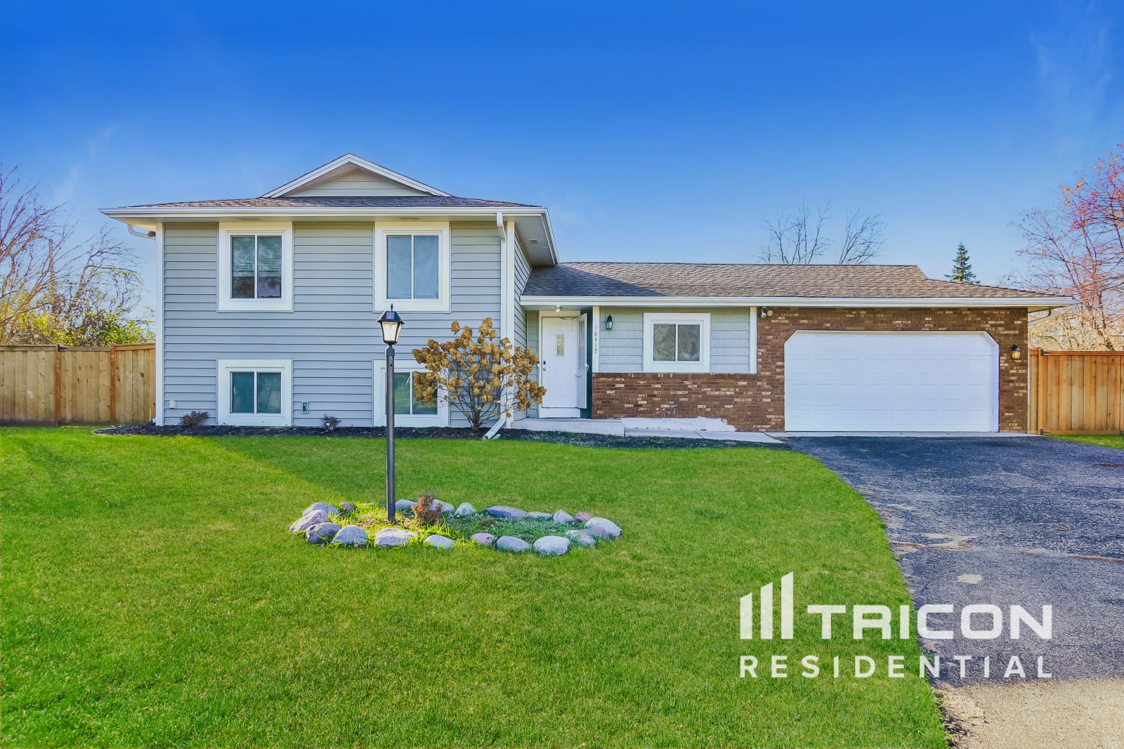 16417 Gladiola Avenue W Lakeville MN