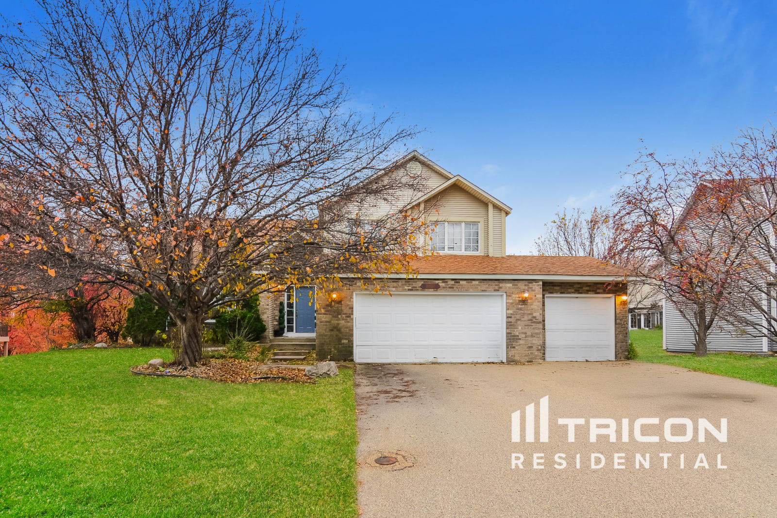 16657 Hutchinson Drive Lakeville MN