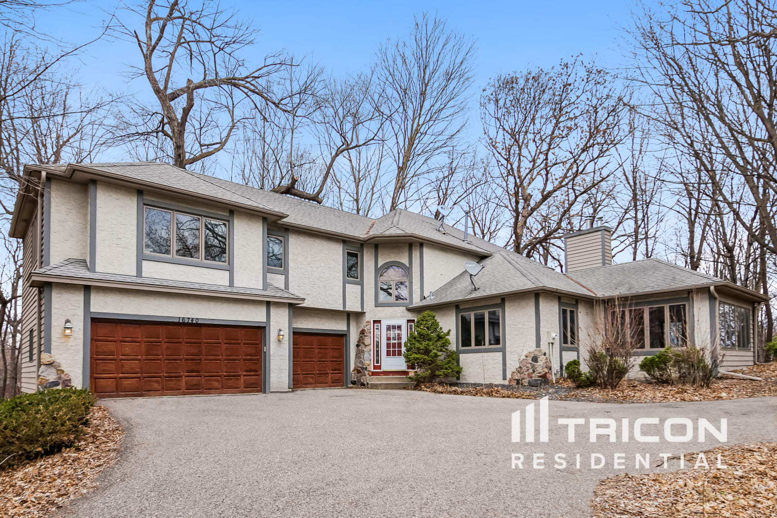 16740 North Manor Road Eden Prairie MN