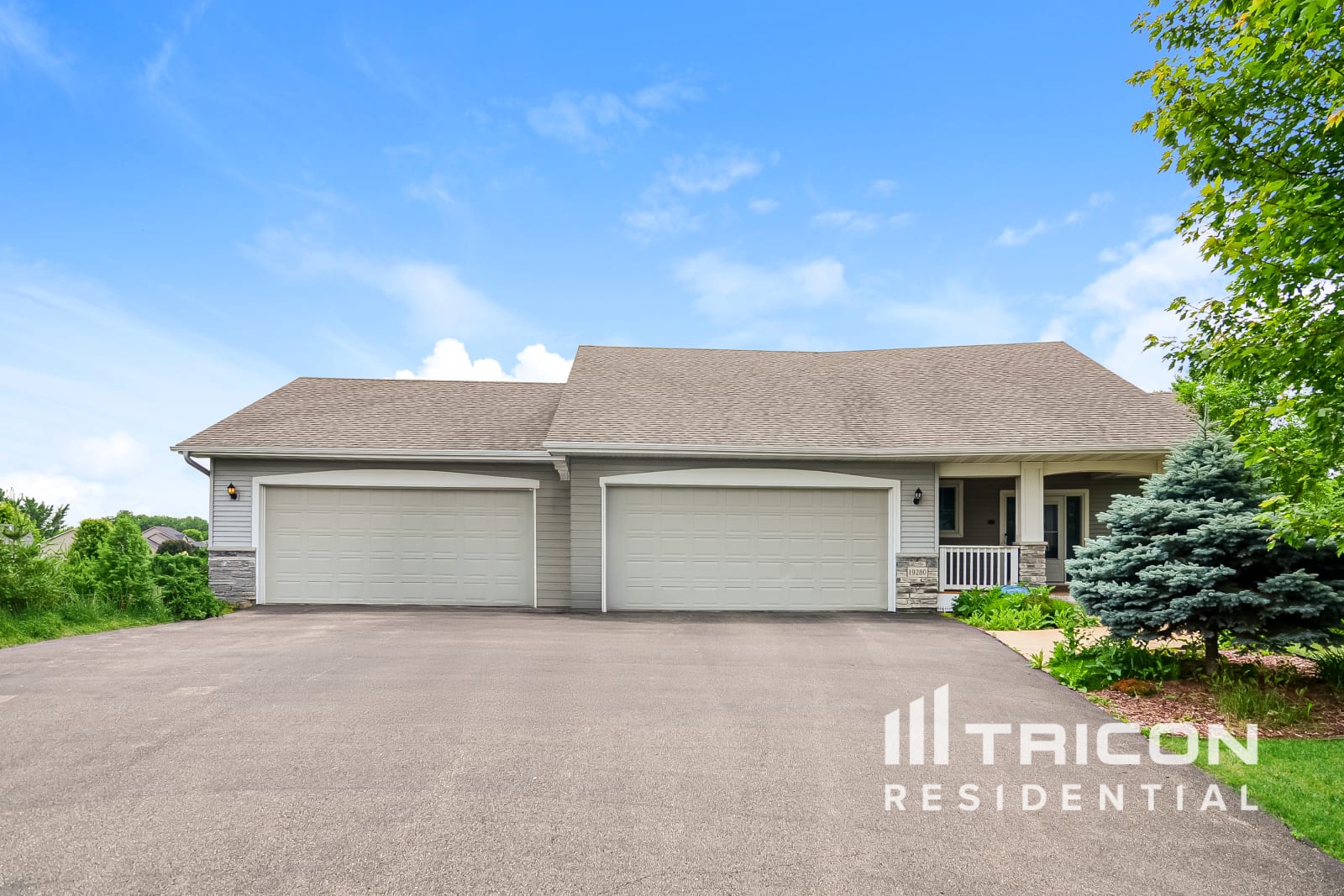 19280 Castle Court Farmington MN