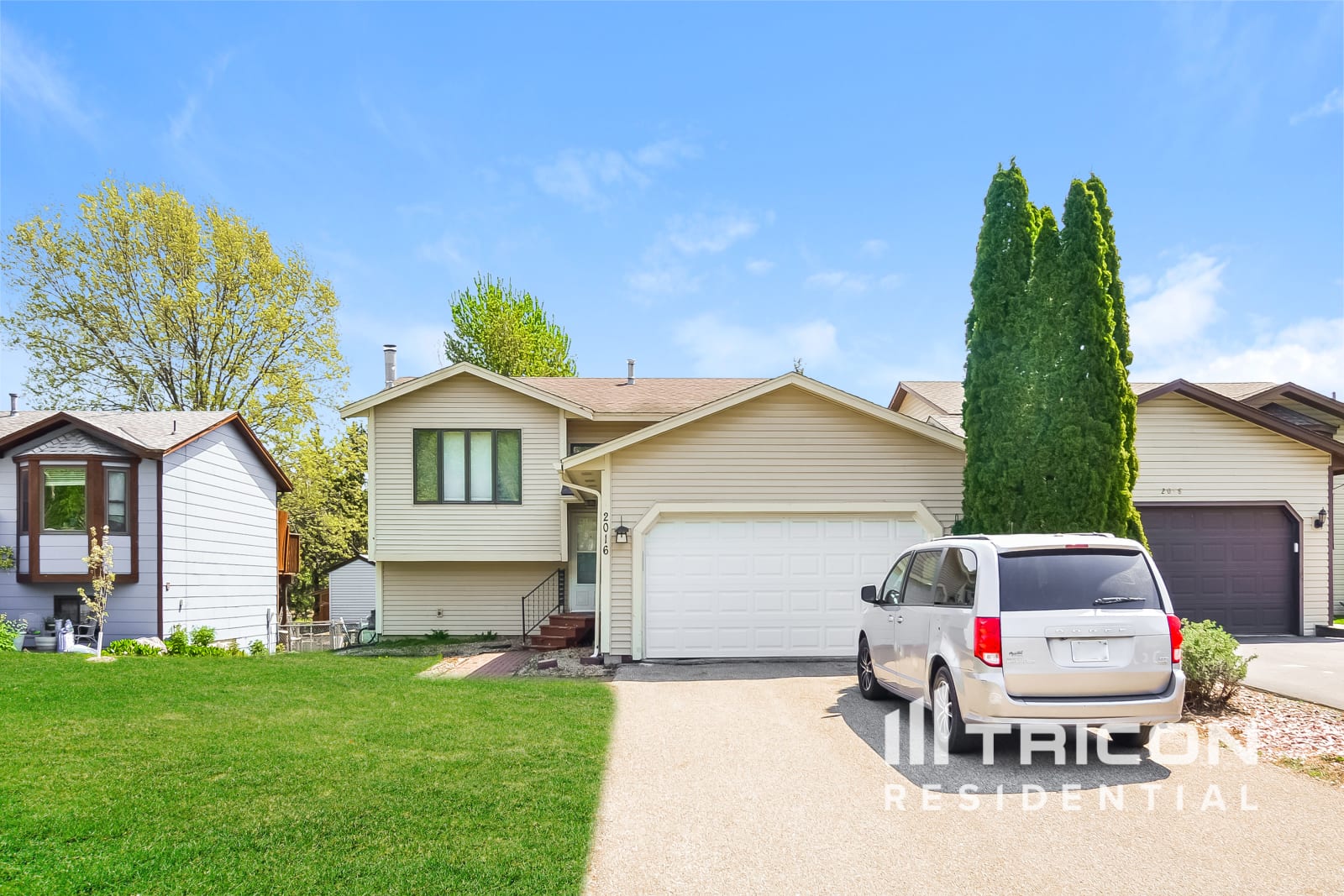 2016 Vienna Ln Eagan MN