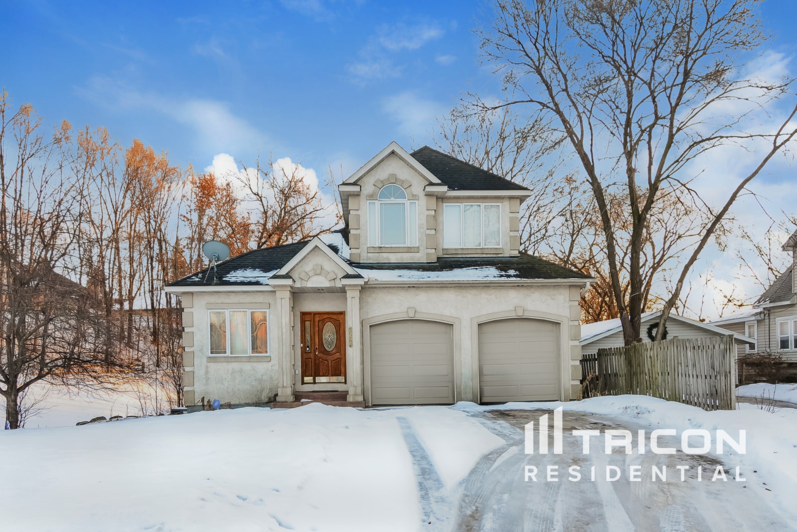 2296 Highwood Avenue E Maplewood MN