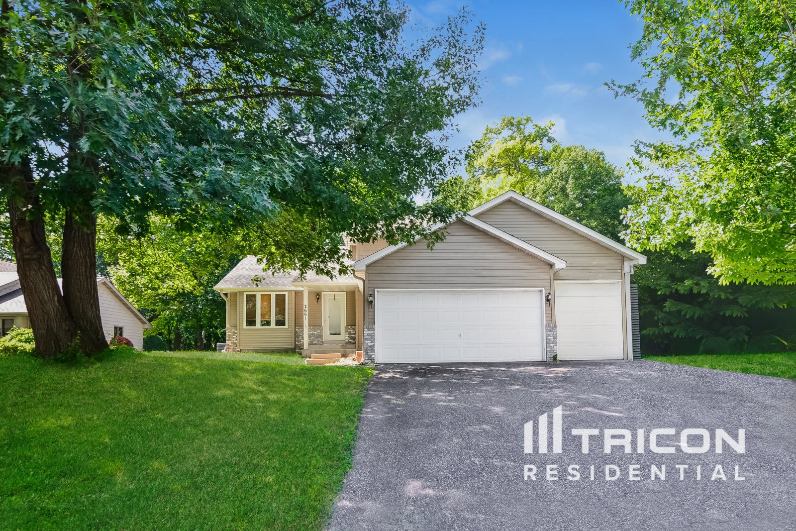 2661 Oak Ridge Dr Monticello MN