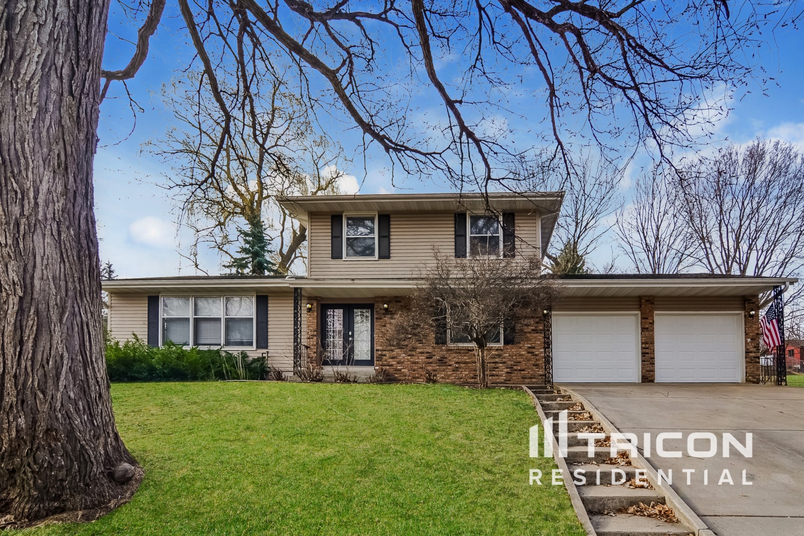3301 Skyview Drive Burnsville MN
