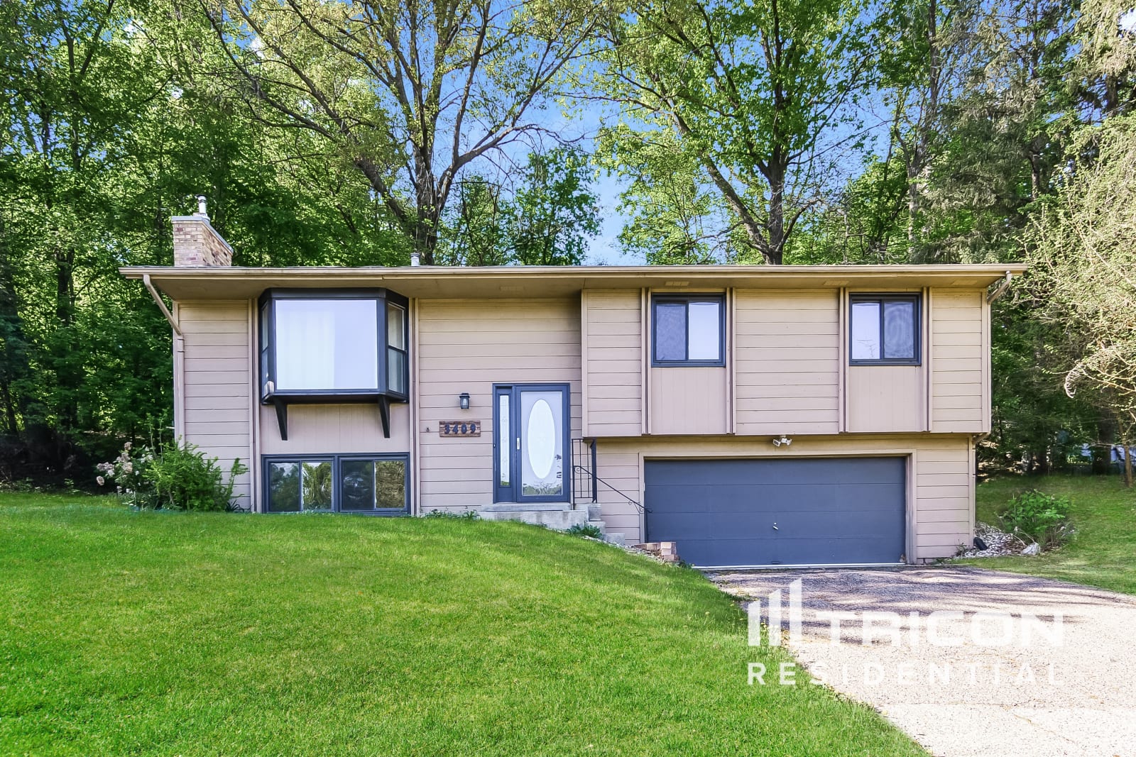 3409 Brookview Drive Burnsville MN