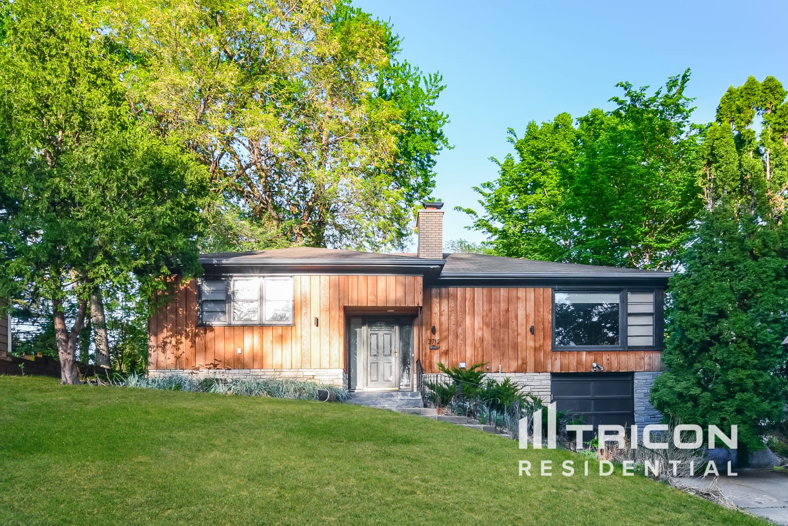 3712 Abbott Avenue N Robbinsdale MN