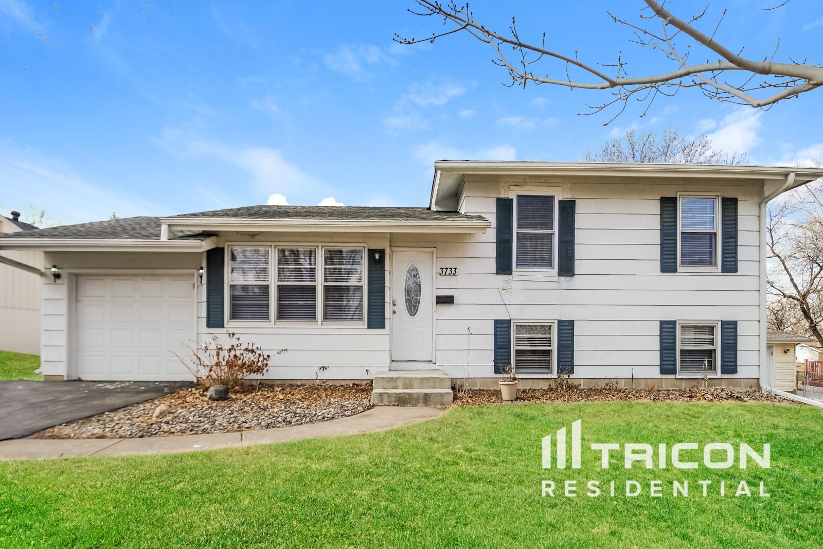 3733 Hillsboro Avenue N New Hope MN