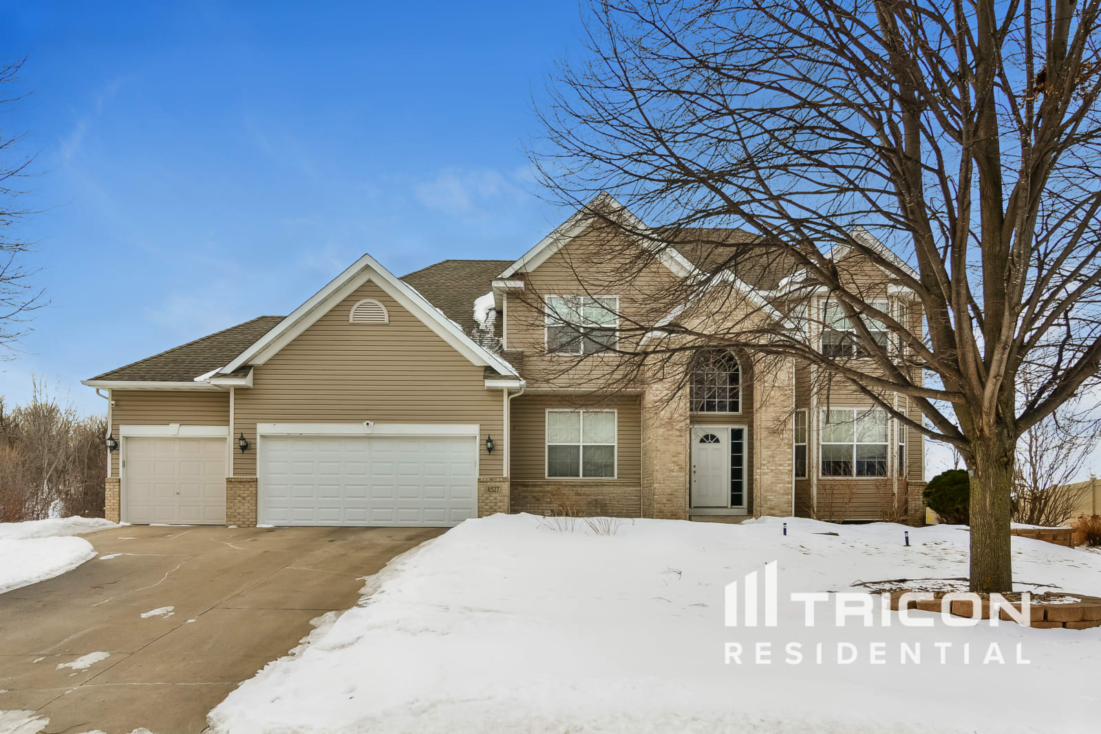 4527 Mason Ave NE St Michael MN