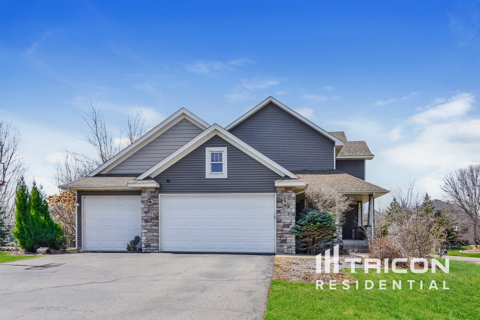 606 Lincoln Drive Northeast Saint Michael MN