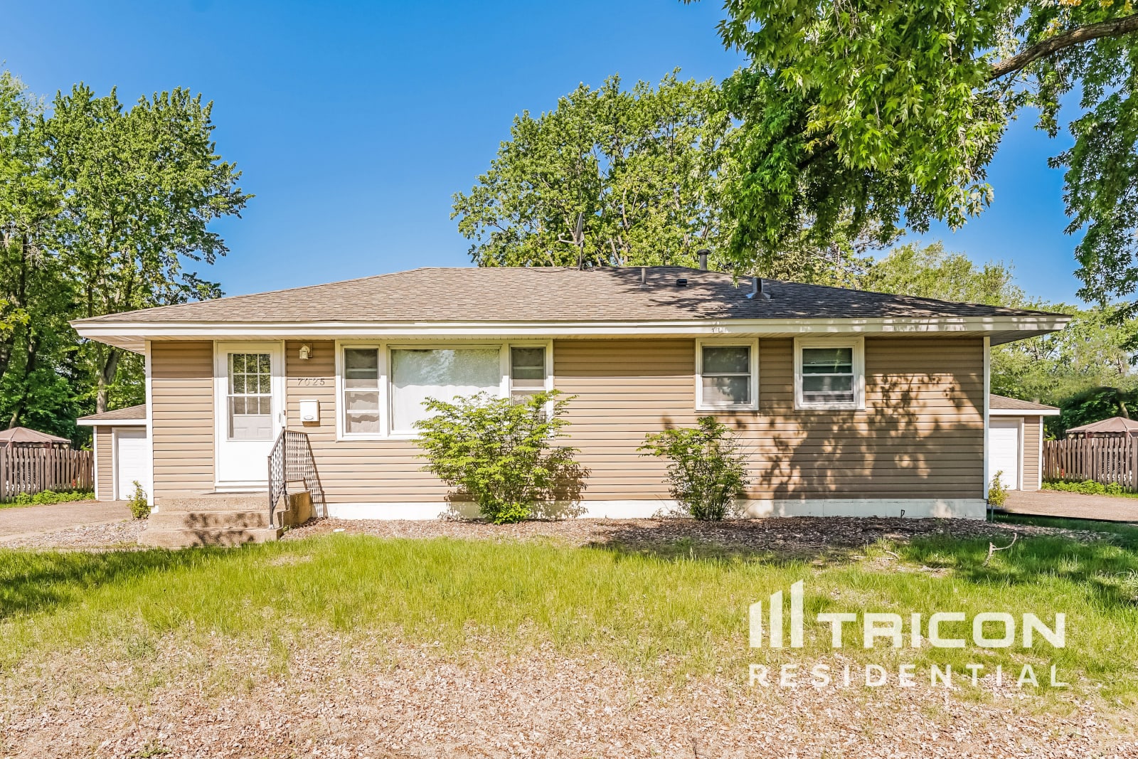 7025 Drew Avenue N Brooklyn Center MN