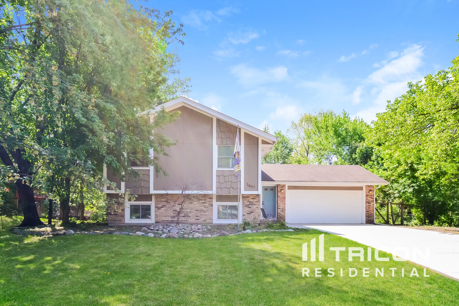 7407 Laredo Drive Chanhassen MN