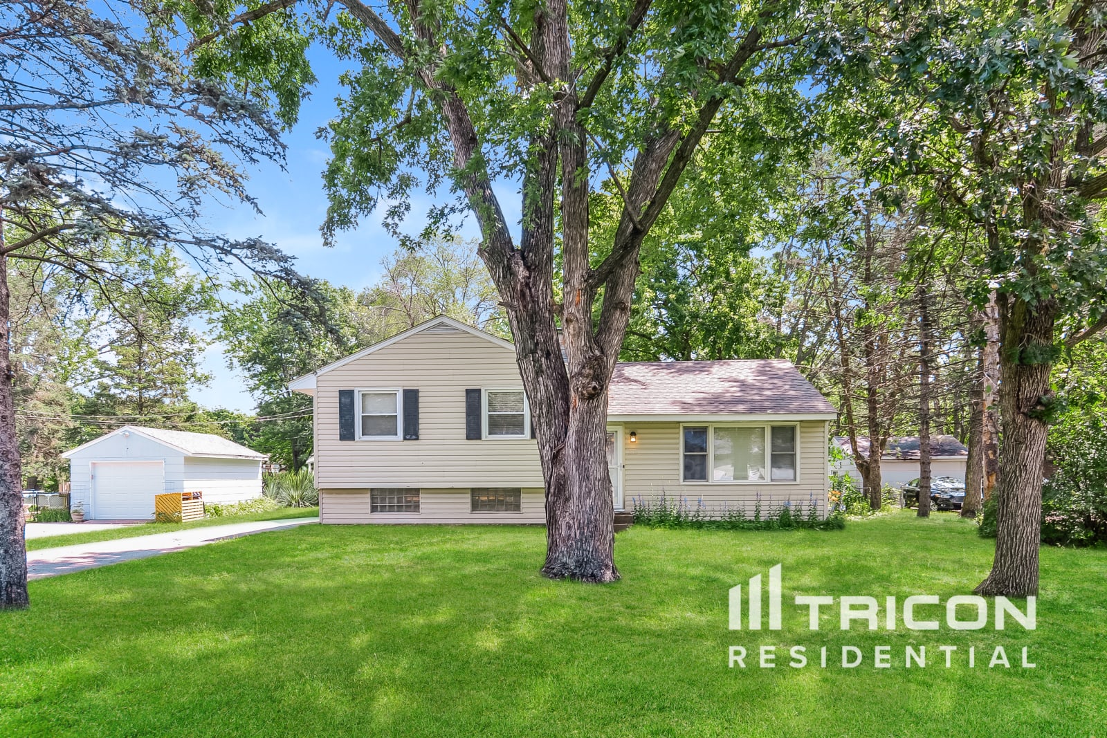 7755 Eastwood Road Mounds View MN