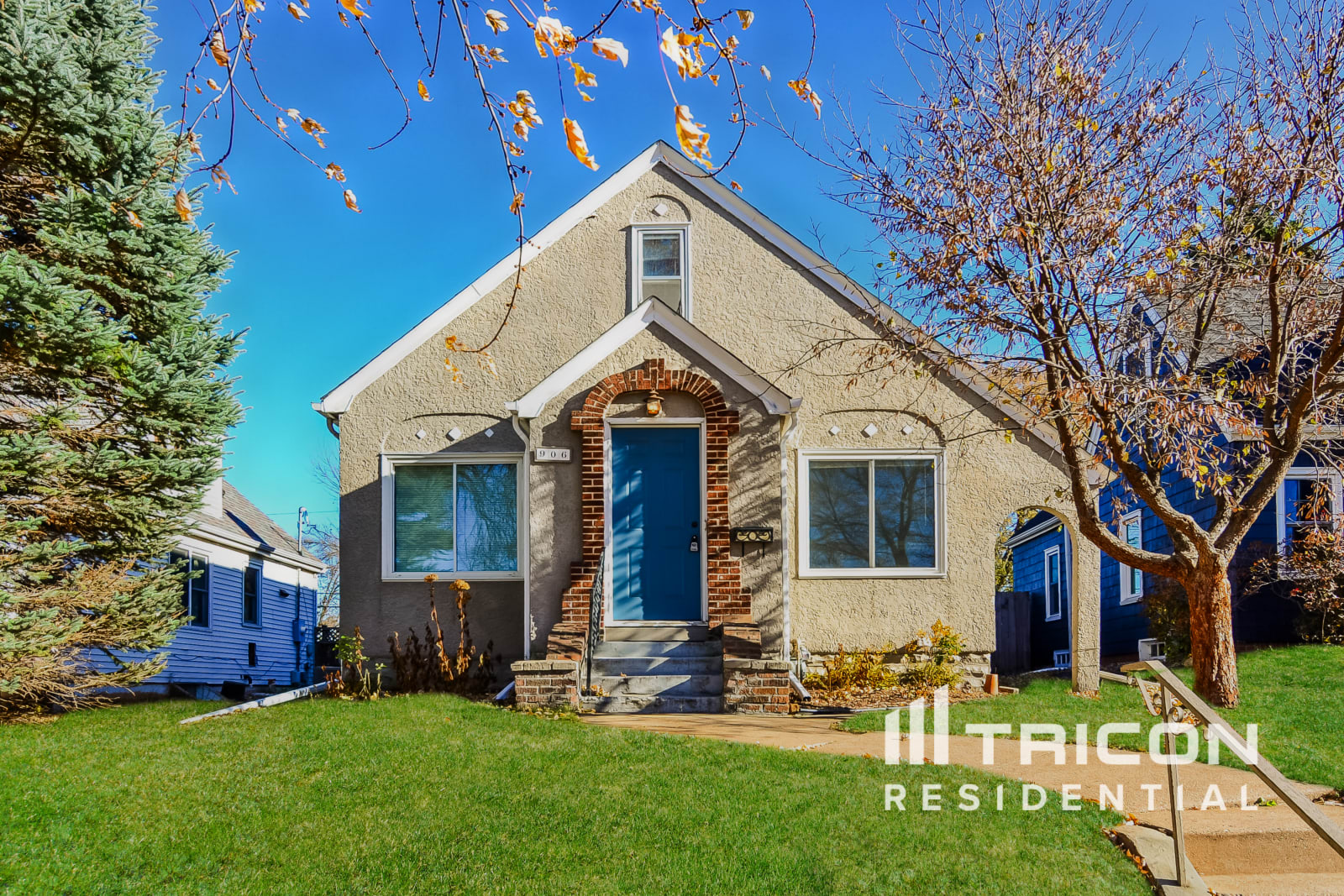 906 Cherokee Ave West St Paul MN