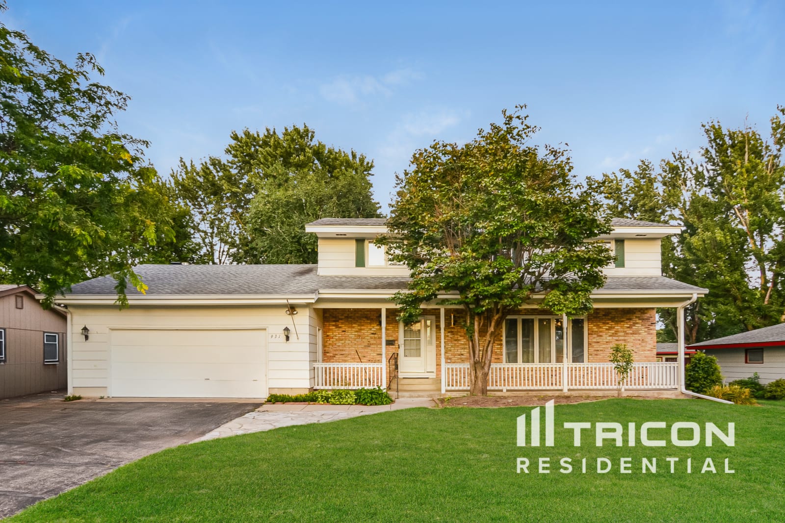 931 Market Street S Shakopee MN