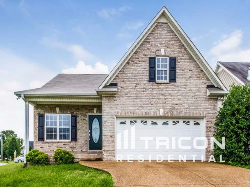 1015 Golf View Way Spring Hill TN